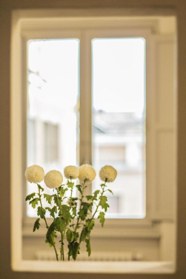 Maisonette Al Colosseo Rome Bagian luar foto
