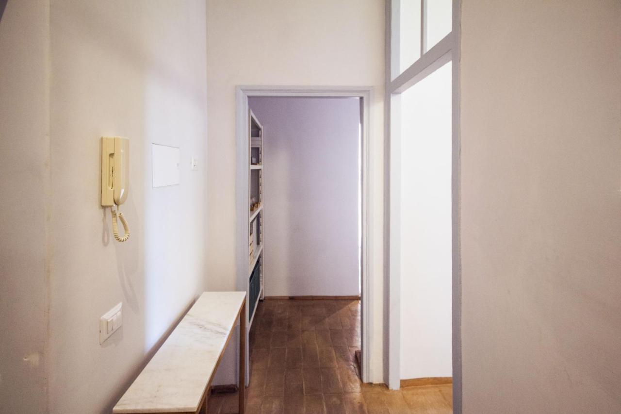 Maisonette Al Colosseo Rome Bagian luar foto